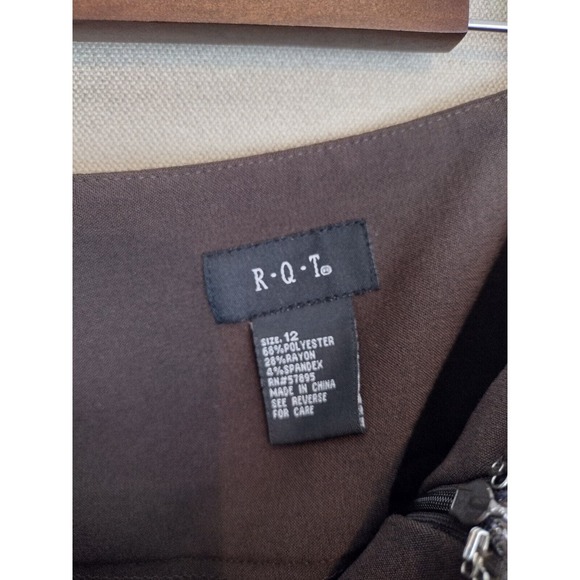 RQT Skirt Women's Size 12 Brown Dark Academia Preppy Minimalist Classiccore Mini - Picture 3 of 5